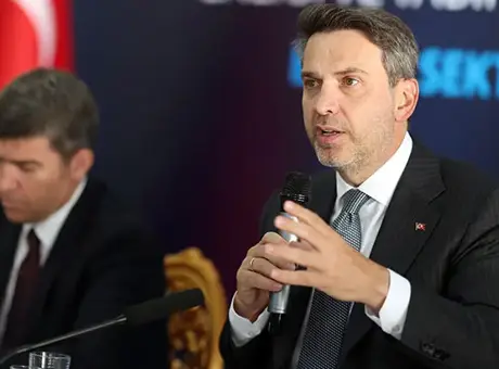 Saglik gundemi: Bakan Bayraktar duyurdu: Somali'den sonra Pakistan'da petrol arayacağız