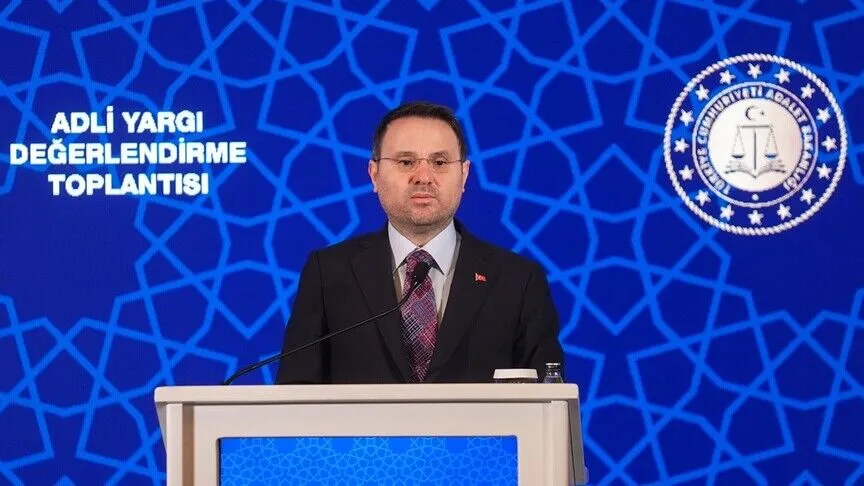 Saglik gundemi: Adalet Bakanı Gürlek: FETÖ ile mücadele her zaman kararlılığı ve hukuki titizliği birlikte korumalıyız